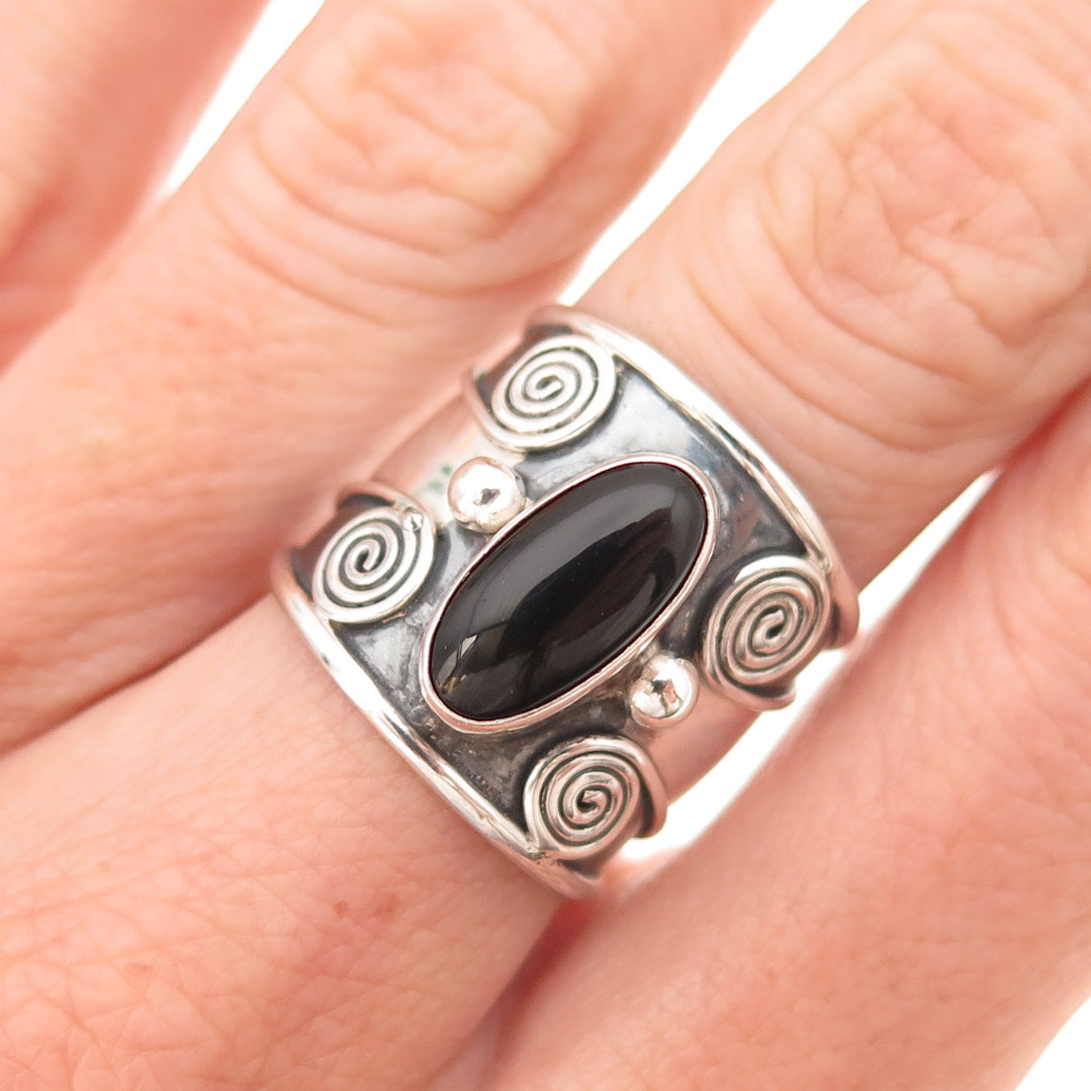 925 Sterling Silver Vintage Real Black Onyx Spiral Oxidized Ring Size 6.75