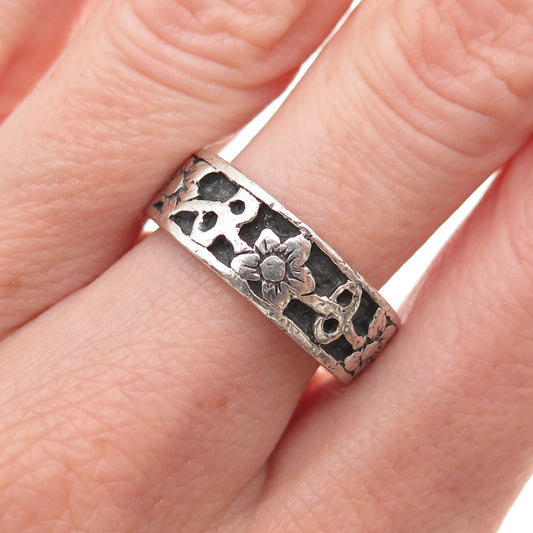 925 Sterling Silver Vintage Floral Oxidized Band Ring Size 7.75
