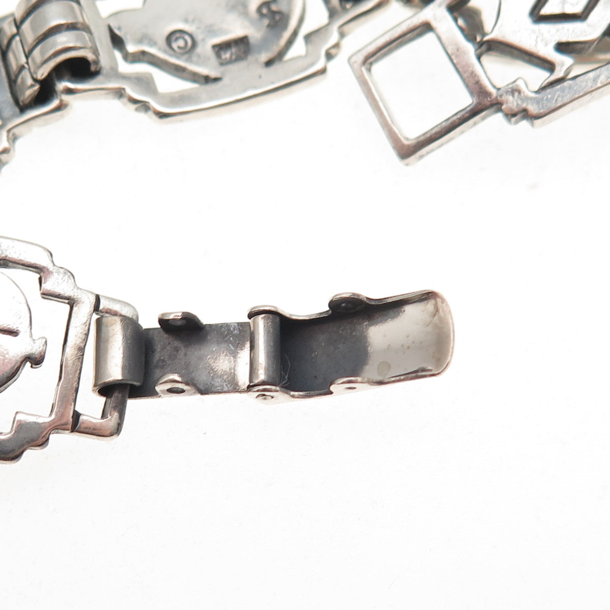 Shube Old Pawn 925 Sterling Silver Vintage Native Animal Oxidized Bracelet 6.75"