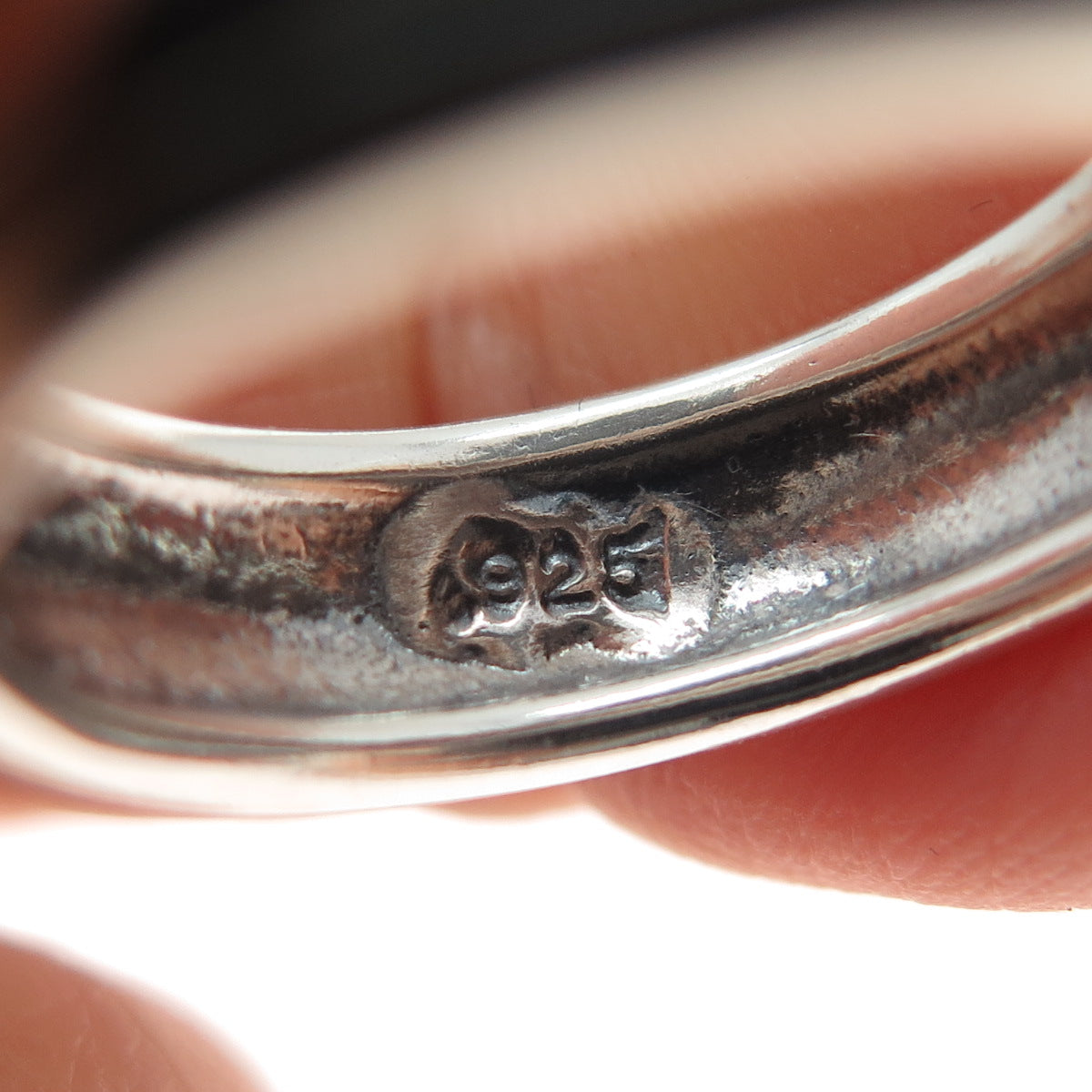 925 Sterling Silver Vintage Joy Oxidized Rotating Band Ring Size 6.75