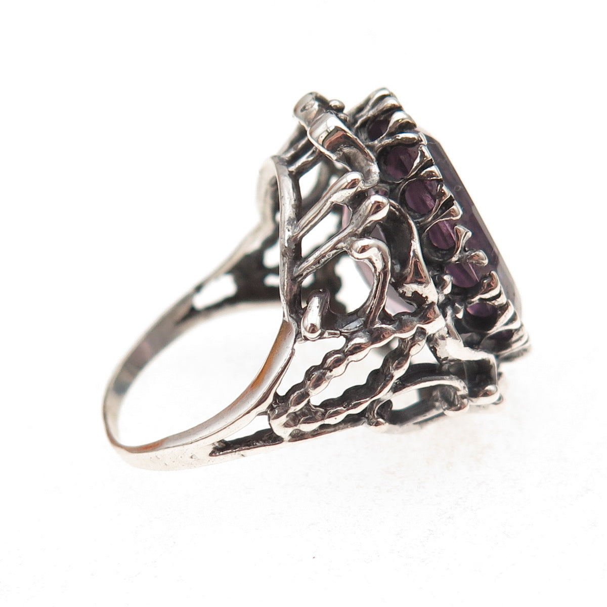 Chateau D’Argent 925 Sterling Silver Vintage Purple C Z Oxidized Ring Size 8