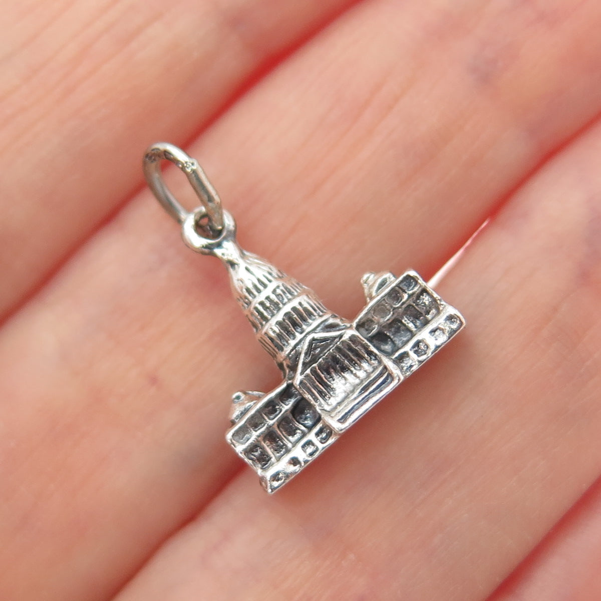 BEAU 925 Sterling Silver Vintage US Capitol Building Minimalist 3D Charm Pendant