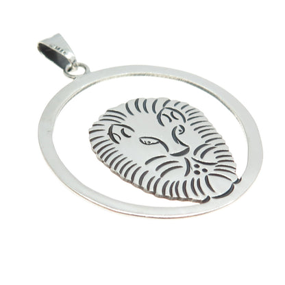 925 Sterling Silver Vintage Lion / Leo Zodiac Sign Round Pendant