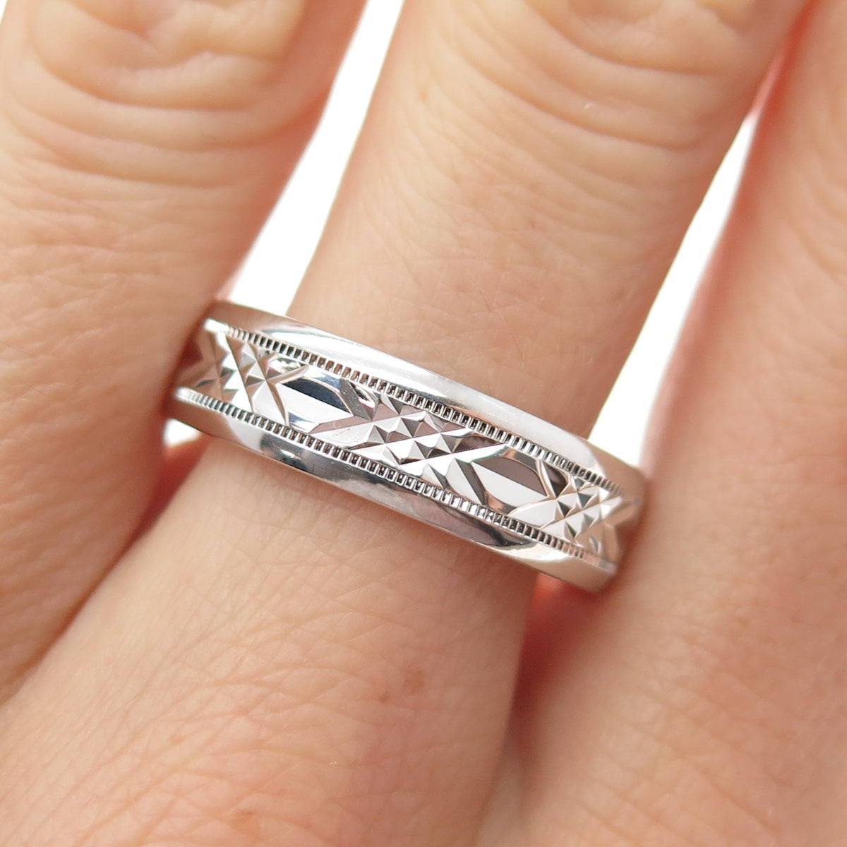 925 Sterling Silver Diamond-Cut Crisscross Band Ring Size 10.25
