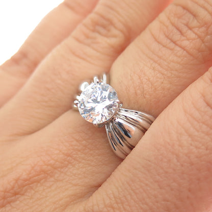 925 Sterling Silver Round-Cut C Z Engagement Ring Size 7.25