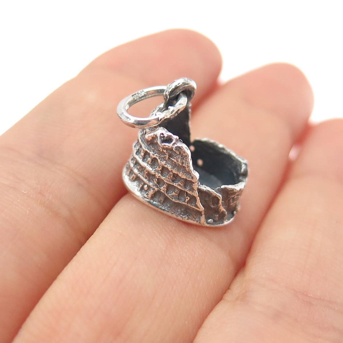 925 Sterling Silver Vintage Rome Colosseum Oxidized Minimalist 3D Charm Pendant