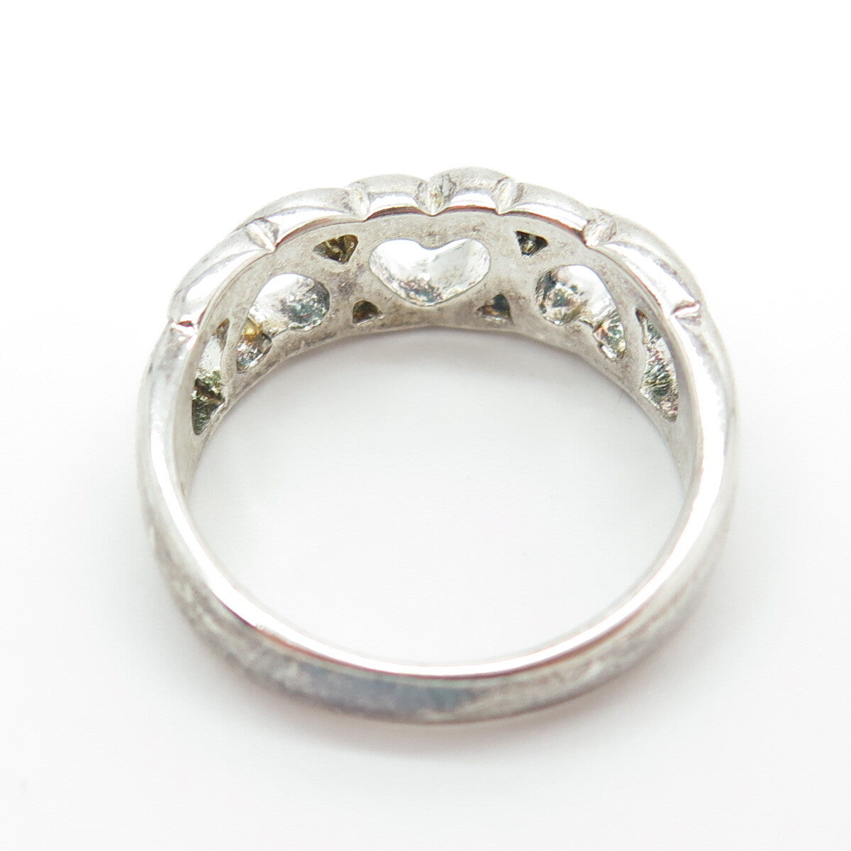 925 Sterling Silver Vintage Loving Heart Ring Size 7.25