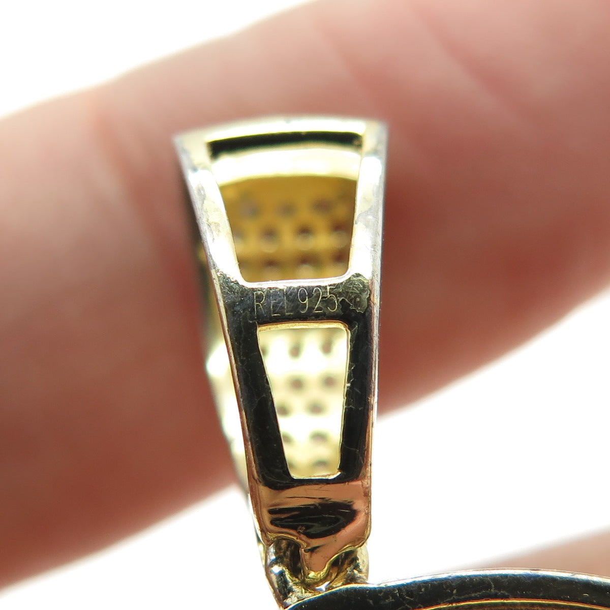 REL 925 Sterling Silver Gold Plated Round-Cut Shaped C Jesus Religious Pendant