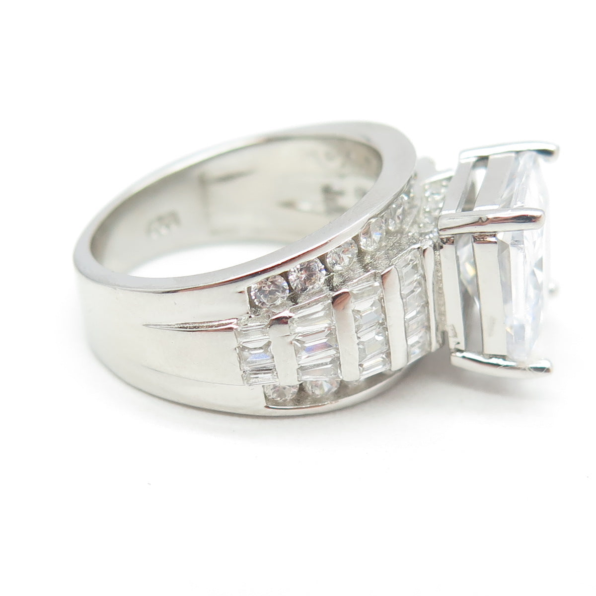 925 Sterling Silver Princess-Cut Shaped C Z Ring Size 6.5