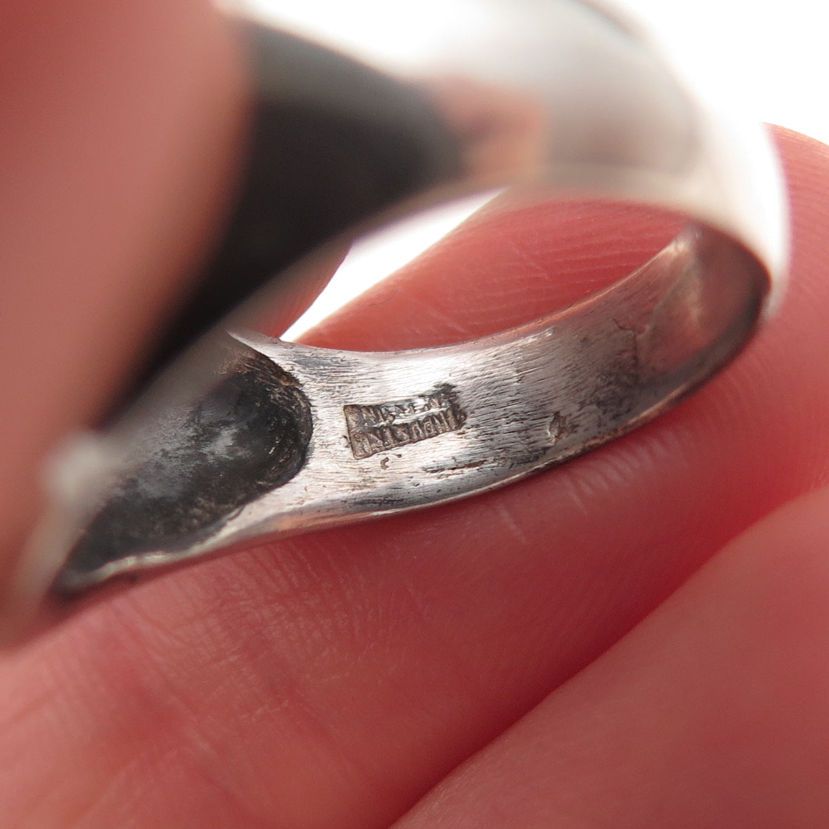 Industria Peruana 925 Sterling Silver Vintage Modernist Oxidized Ring Size 7.25