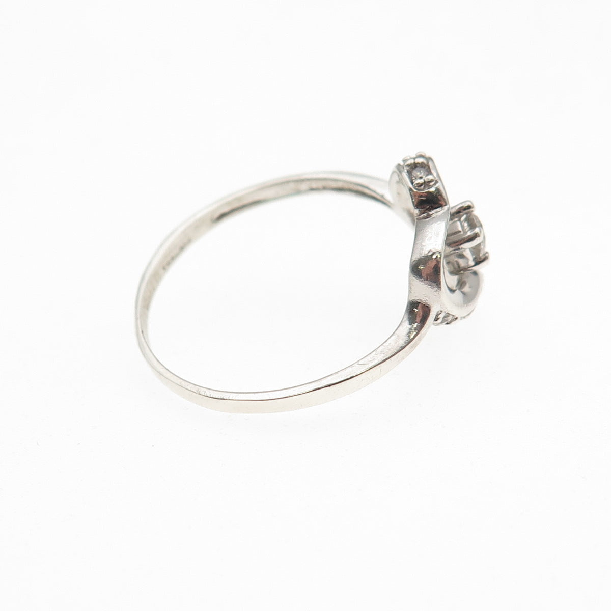 925 Sterling Silver Round-Cut C Z Heart Ring Size 8.75