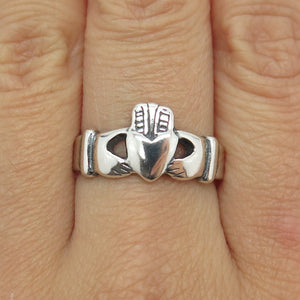 925 Sterling Silver Vintage Irish Claddagh Ring Size 9.25