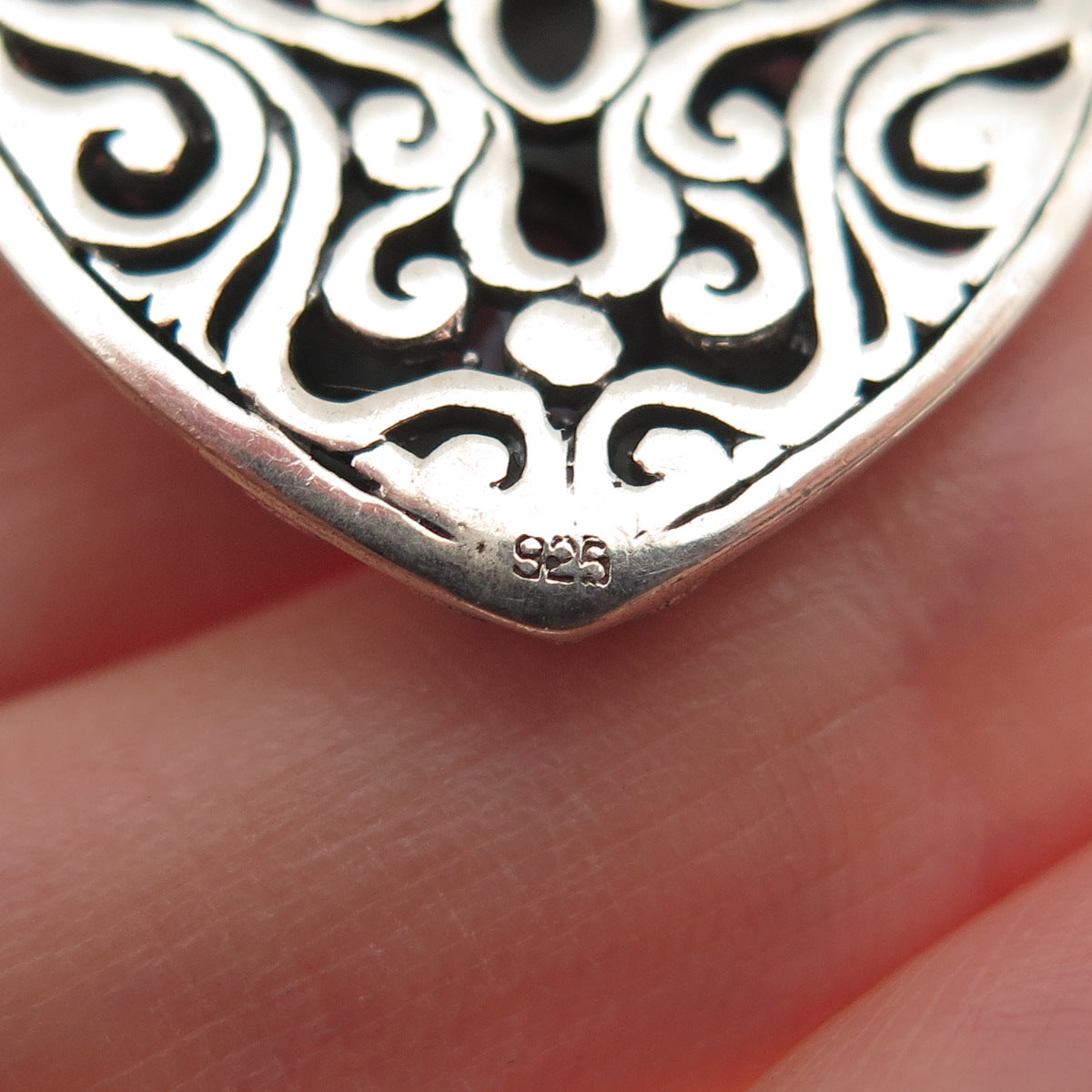 925 Sterling Silver Vintage Real Oval-Cut Blue Topaz Ornate Heart Charm Pendant