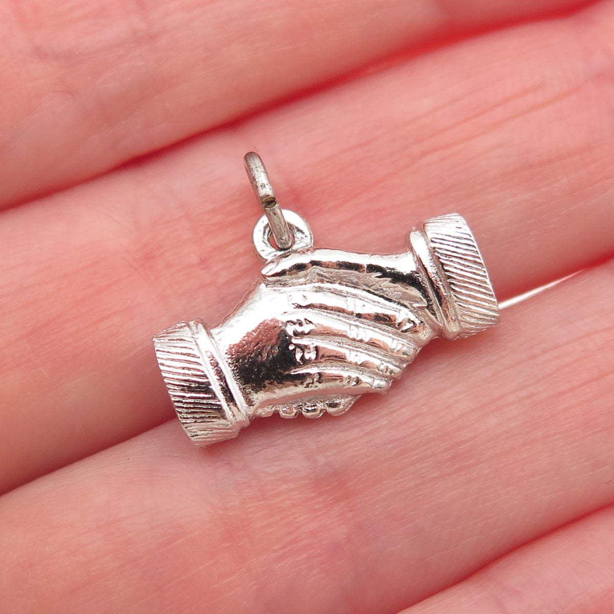 925 Sterling Silver Vintage Handshake 3D Mini Charm Pendant