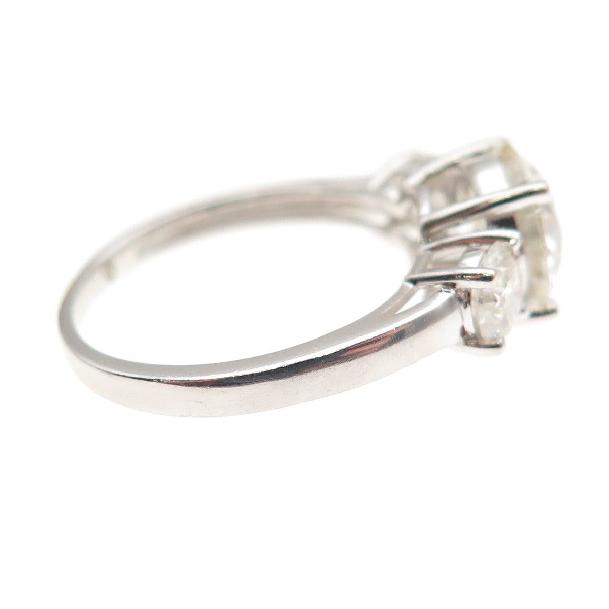925 Sterling Silver Real Round-Cut Moissanite Engagement Ring Size 6.25