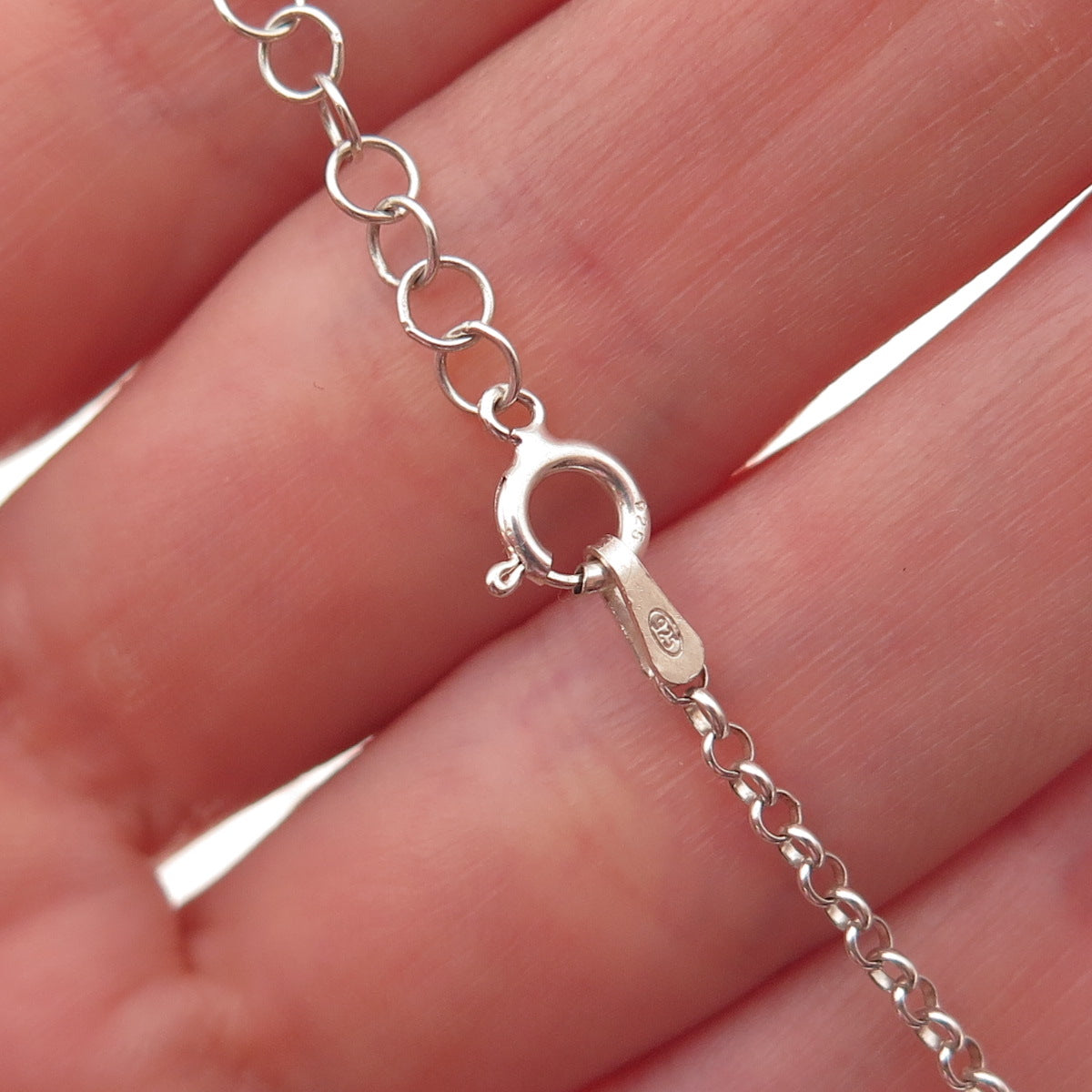 Talisa Sterling Silver Vintage Milania Mason Helena Circle Name Necklace 20-22"