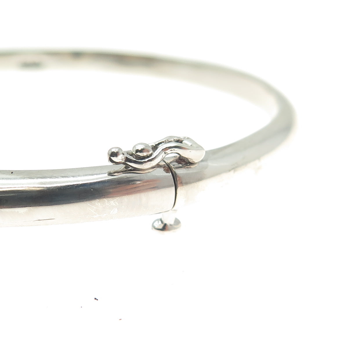 925 Sterling Silver Real Round-Cut Diamond Heart Bangle Bracelet 7.25"