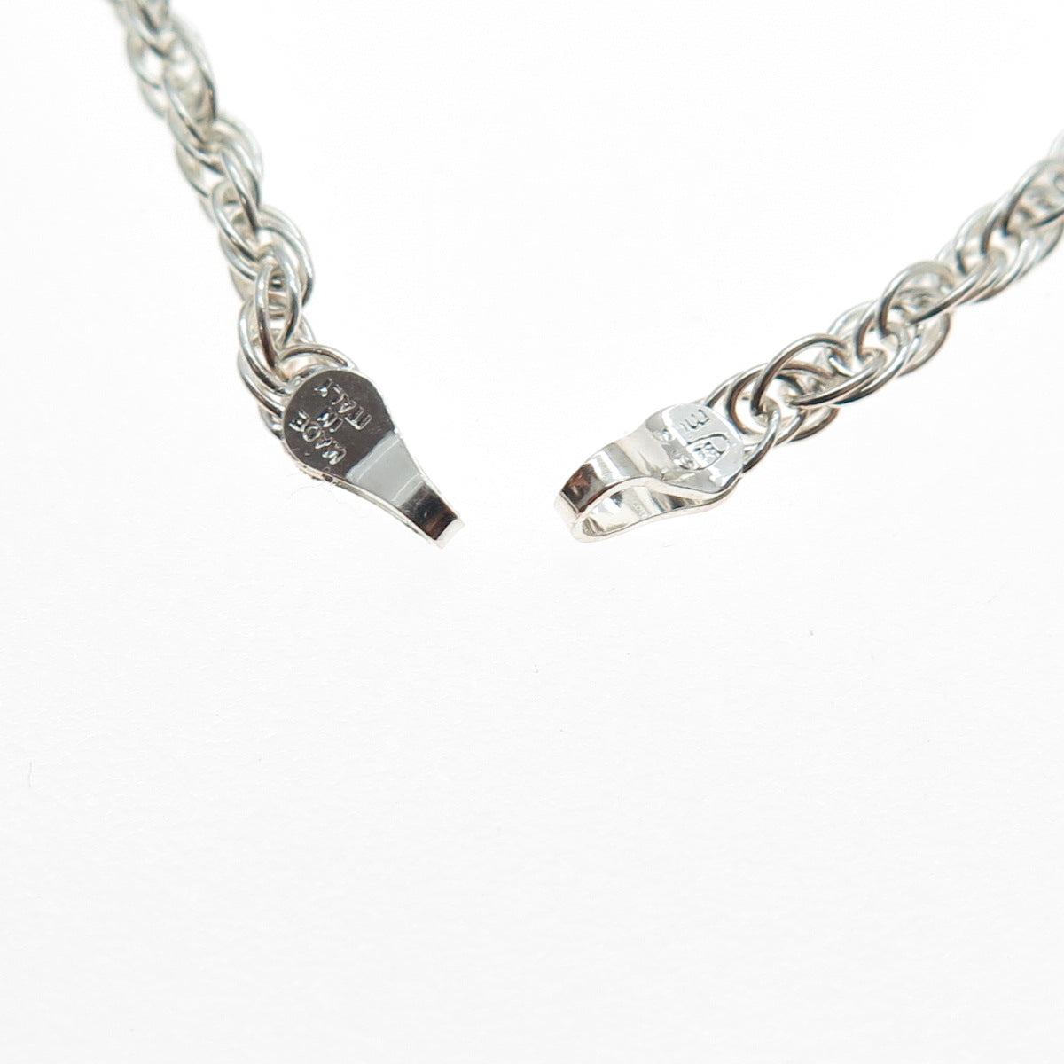 925 Sterling Silver Vintage Italy Singapore Chain Necklace 48" (missing lock)