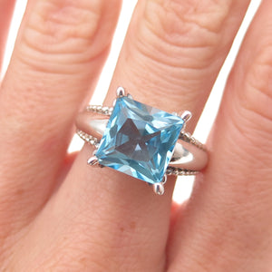 Tess Daly MJL 925 Sterling Silver Vintage Real Blue Topaz Oxidized Ring Size 8