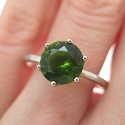 DAZZLERS 925 Sterling Silver Round-Cut Nano Peridot Ring Size 8.25
