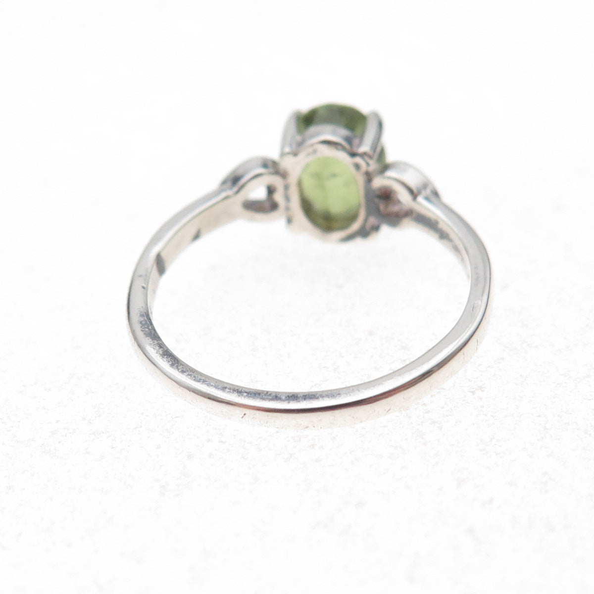 925 Sterling Silver Real Oval-Cut Peridot Heart Ring Size 6.25