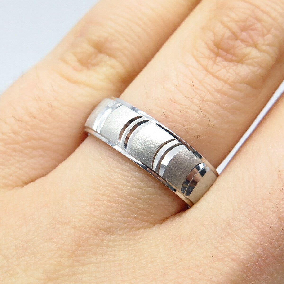 925 Sterling Silver Striped Band Ring Size 5.75