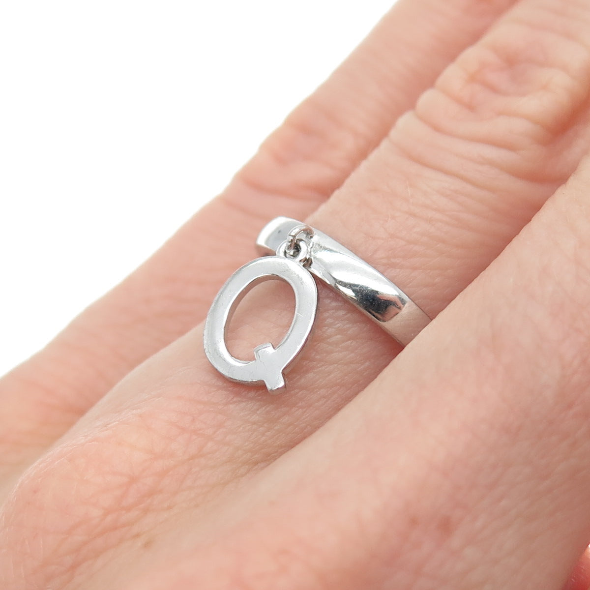 925 Sterling Silver Vintage Letter Q Dangle Charm Adjustable Ring Size 6