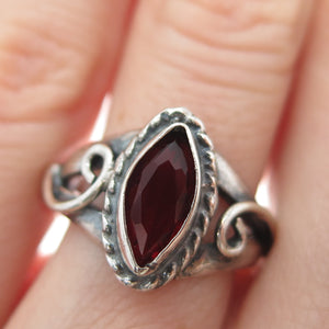 925 Sterling Silver Vintage Real Rhodonite Swirl Oxidized Ring Size 6.25