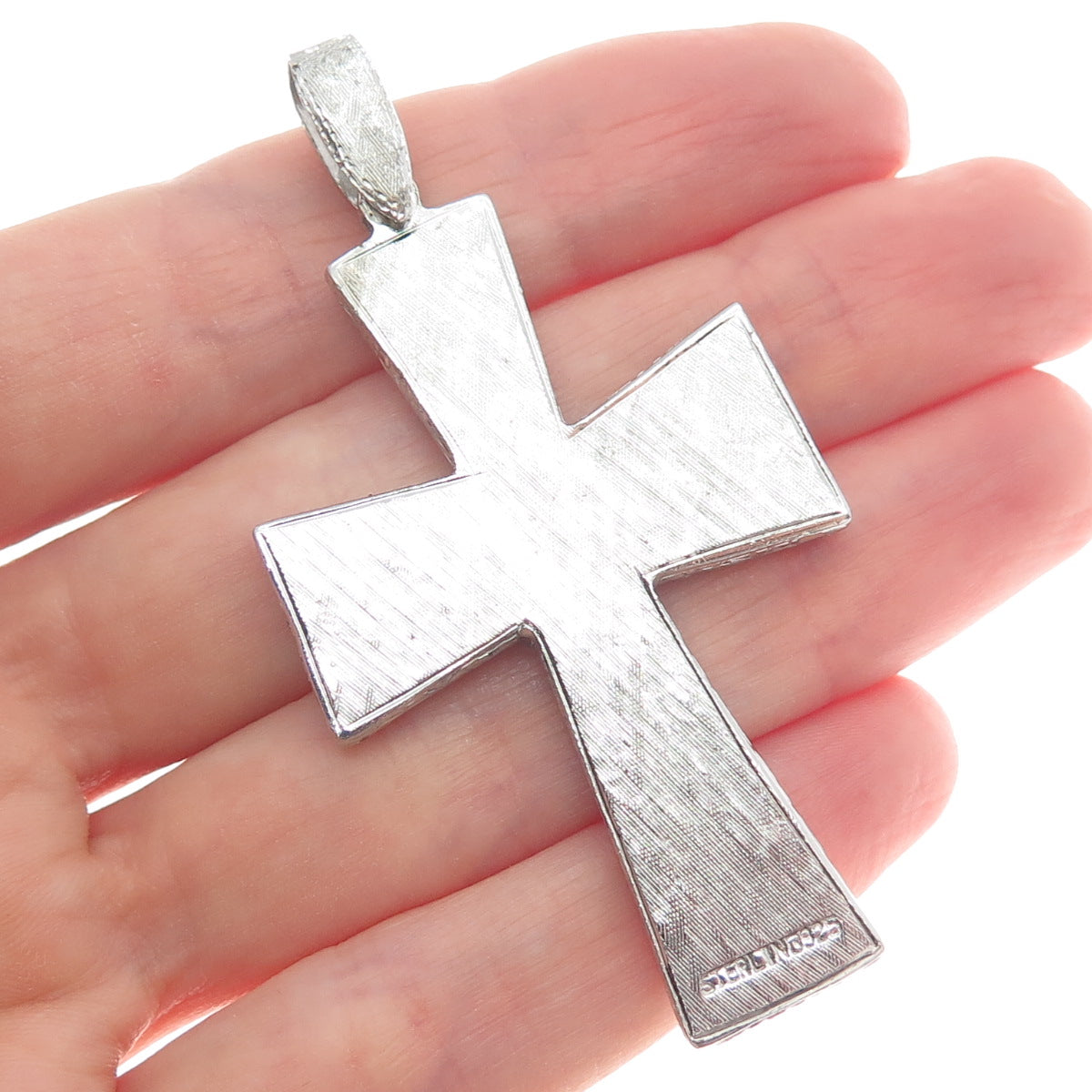 925 Sterling Silver Vintage Engraved Floral Cross Pendant