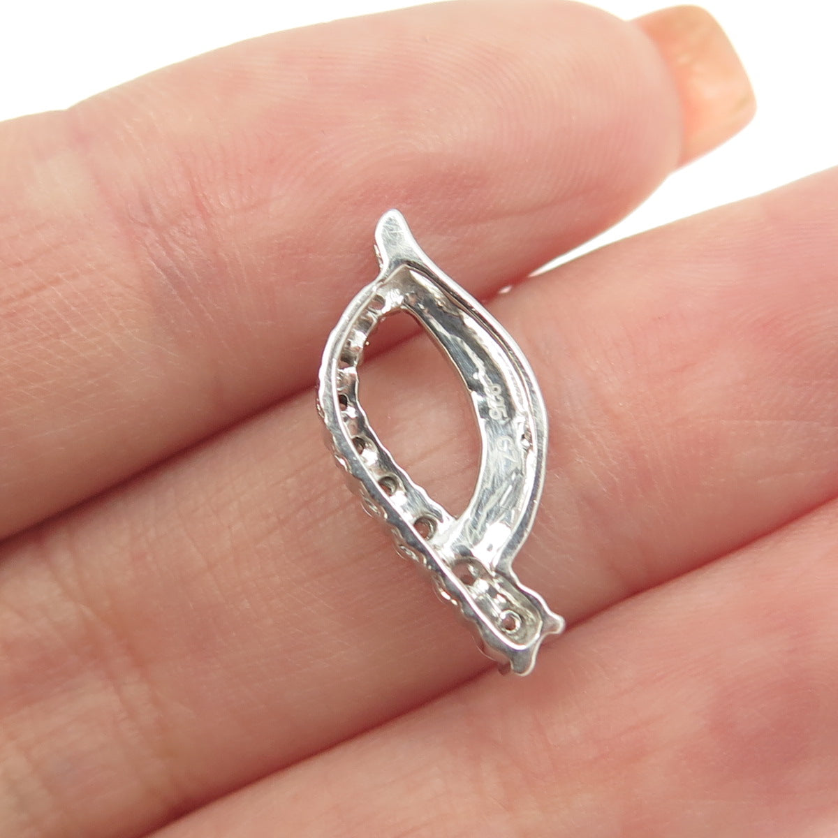 925 Sterling Silver Round-Cut C Z Wavy Pendant