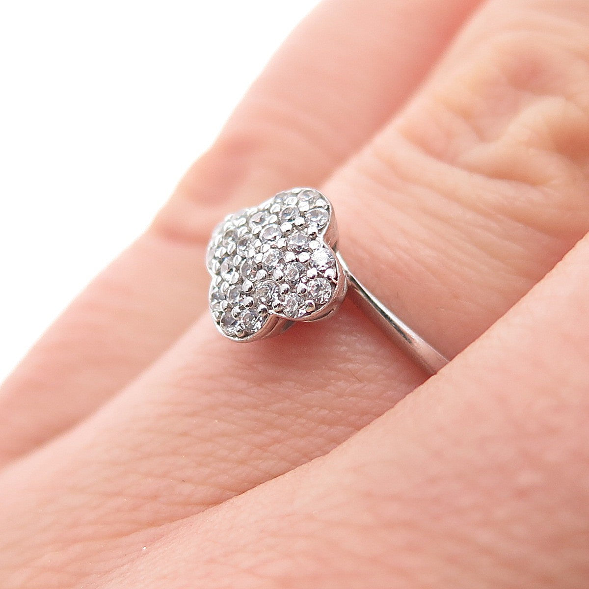 925 Sterling Silver Round-Cut C Z Flower Ring Size 6