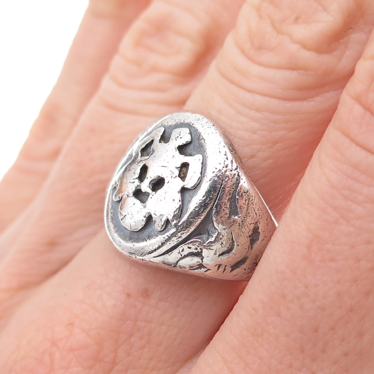 925 Sterling Silver Antique Art Deco Family Crest Oxidized Ring Size 6.75