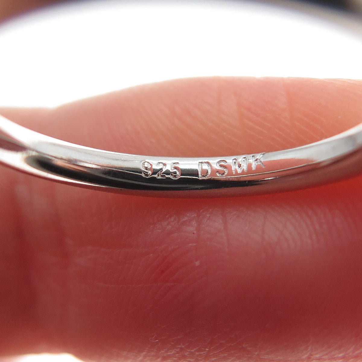 DSMK 925 Sterling Silver Oval-Cut Shaped C Z Engagement Ring Size 6.25
