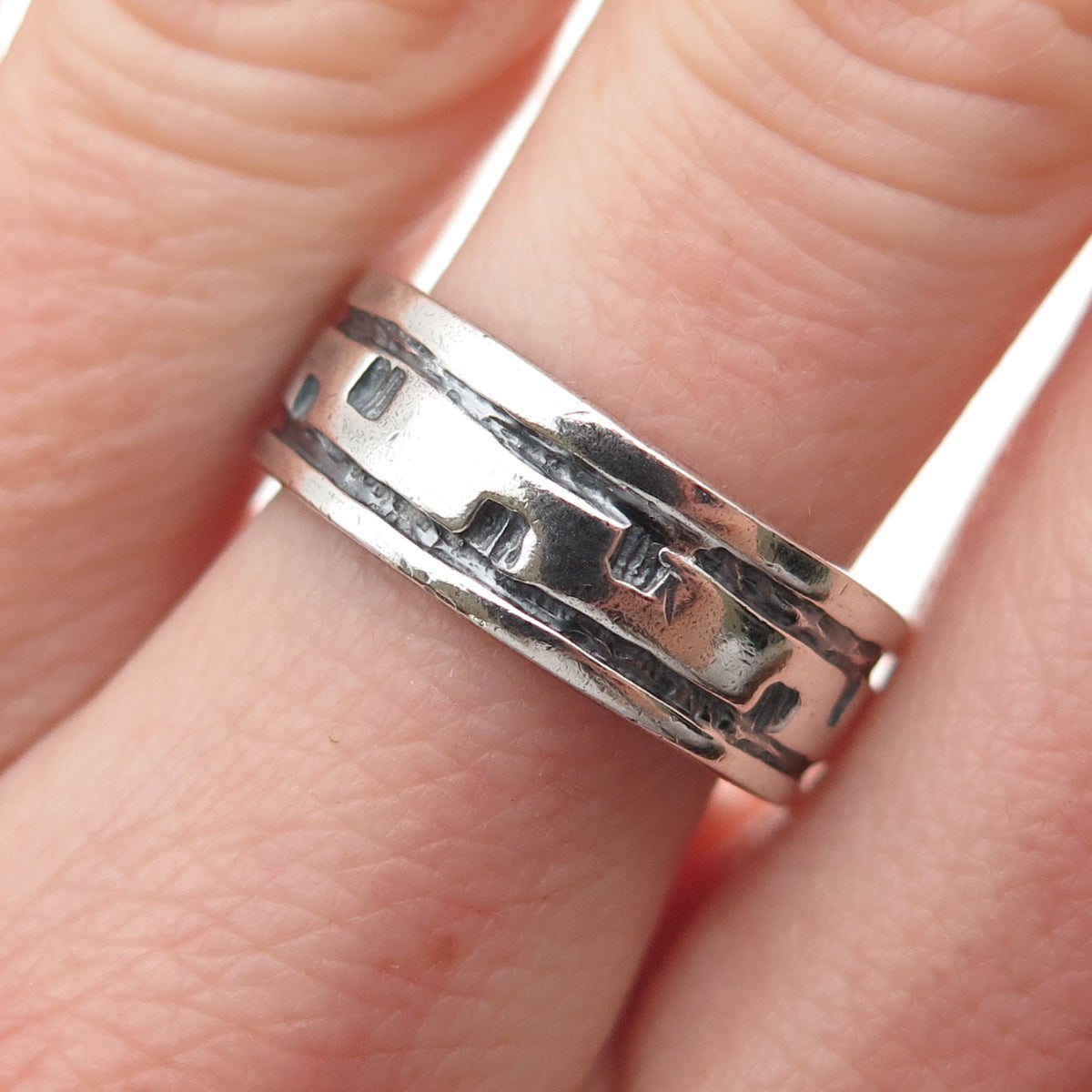 925 Sterling Silver Vintage Zig Zag Oxidized Band Ring Size 8