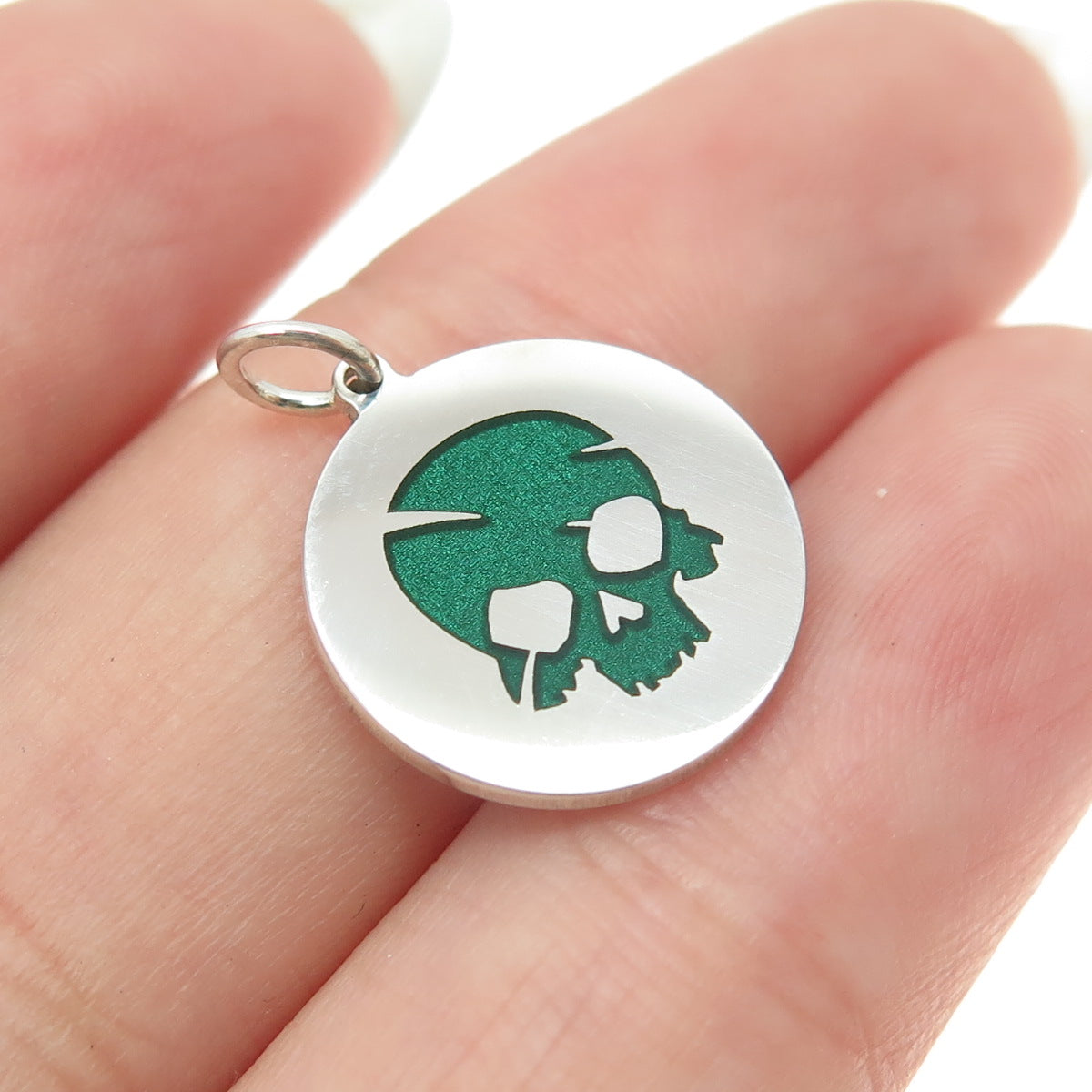 925 Sterling Silver Green Enamel Skull Round Tag Minimalist Charm Pendant