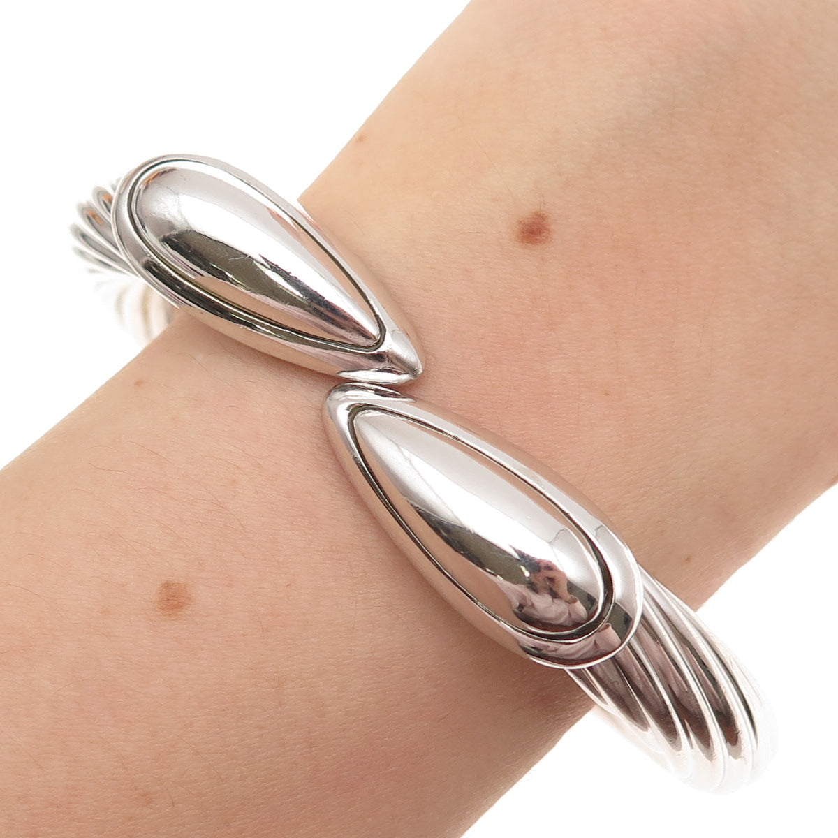 925 Sterling Silver Vintage Modernist Teardrop Bangle Bracelet 7.25"