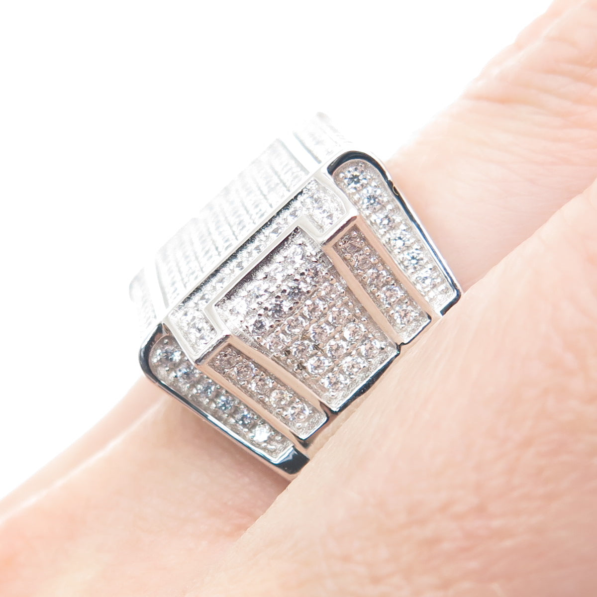 925 Sterling Silver Round-Cut Shaped C Z Signet Wide Ring Size 11.25