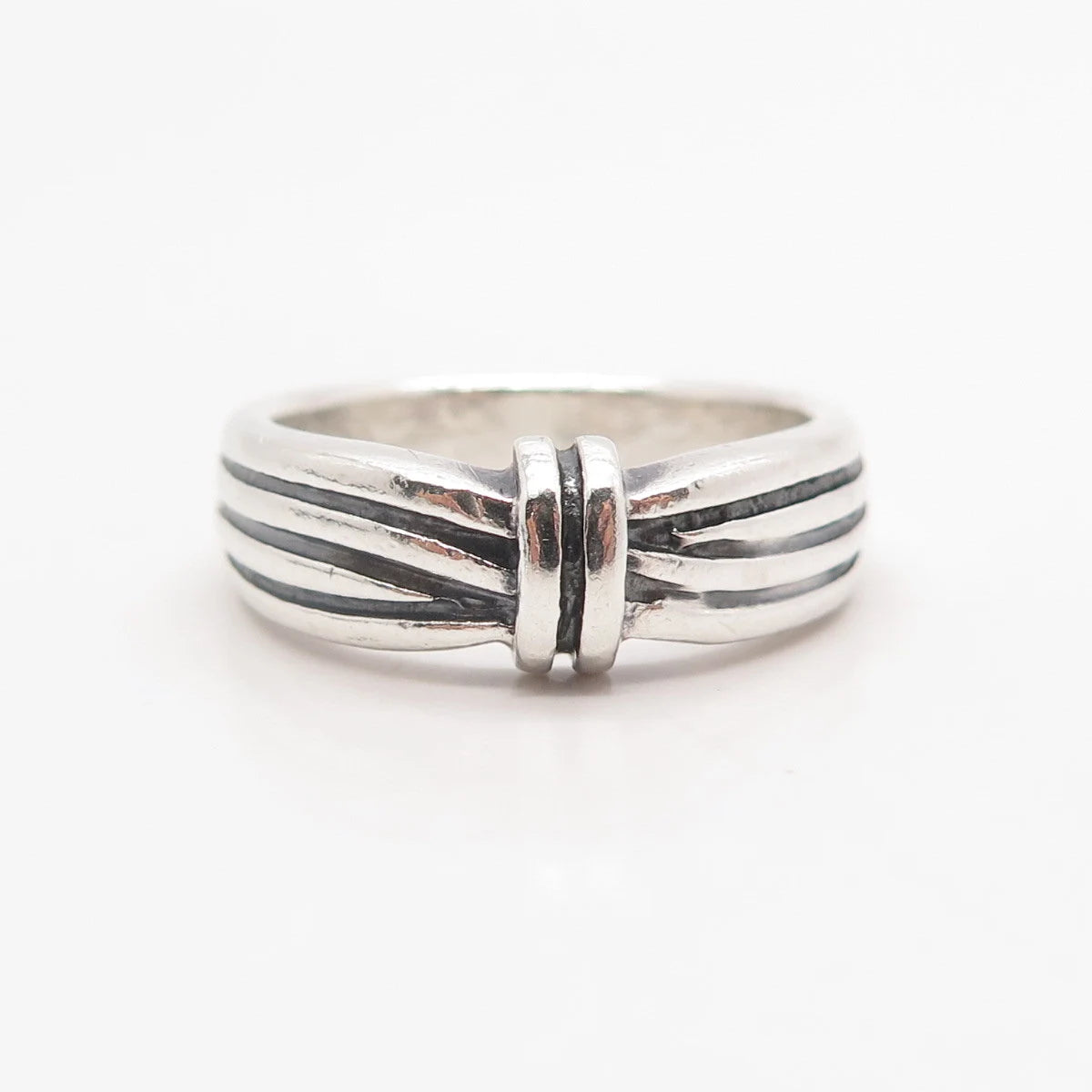 925 Sterling Silver Vintage Ribbed Bow Ring Size 7.5
