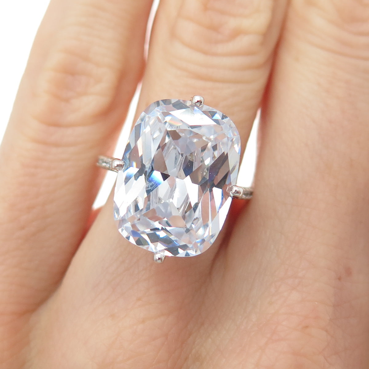 925 Sterling Silver Cushion-Cut C Z Engagement Ring Size 5