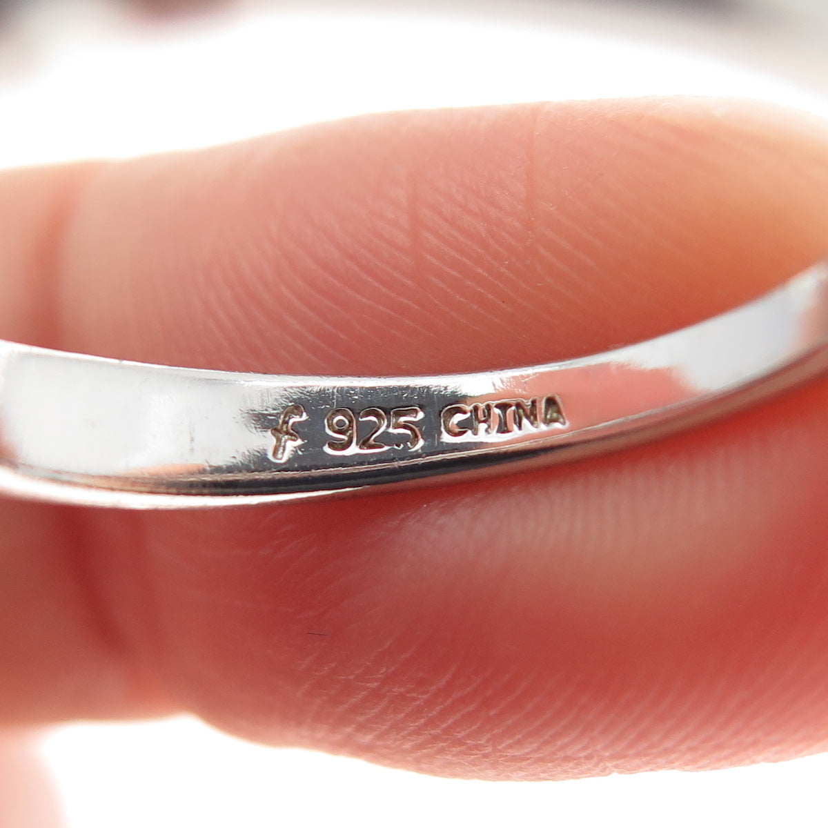 925 Sterling Silver Round-Cut C Z Promise Ring Size 8.25