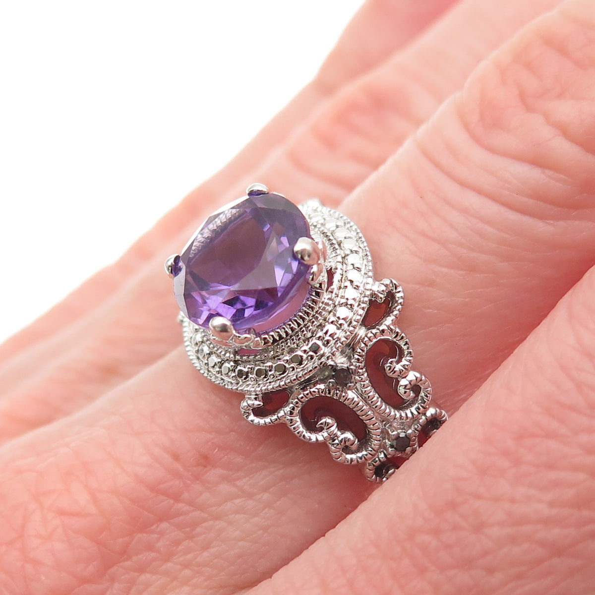 925 Sterling Silver Real Round-Cut Diamond Accent & Amethyst Ring Size 6