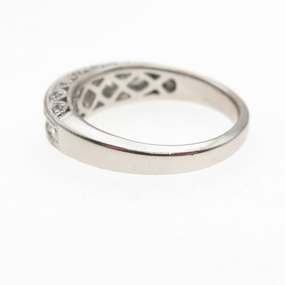 925 Sterling Silver Round-Cut C Z Ring Size 7