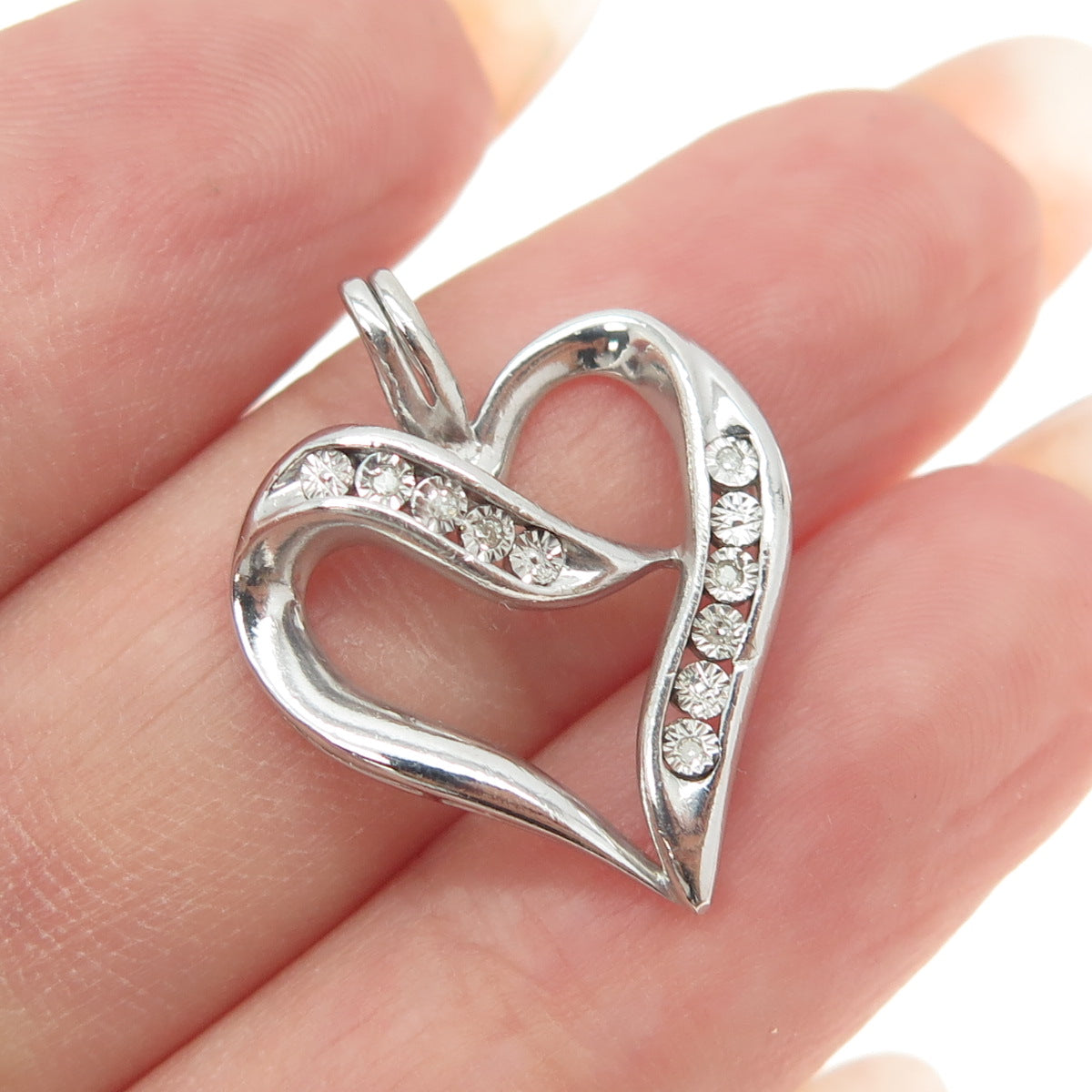 925 Sterling Silver Real Round-Cut Diamond Heart Pendant