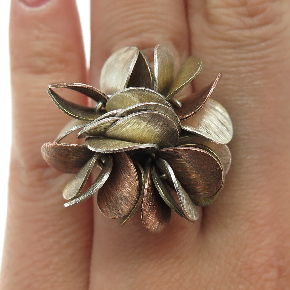 SILPADA 925 Sterling Silver 3-Tone Vintage Petal Modernist Ring Size 7.25