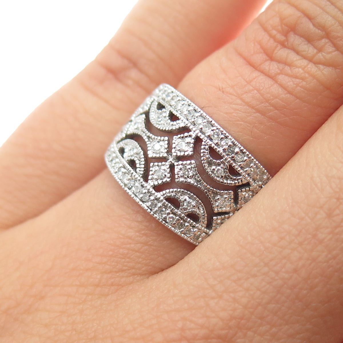 925 Sterling Silver Real Round-Cut Diamond Ornate Ring Size 5.25