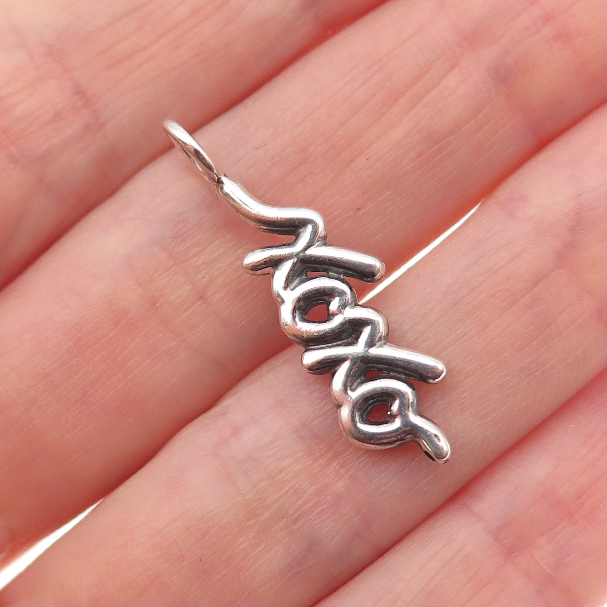 925 Sterling Silver Vintage XOXO Hugs & Kisses Oxidized Charm Pendant