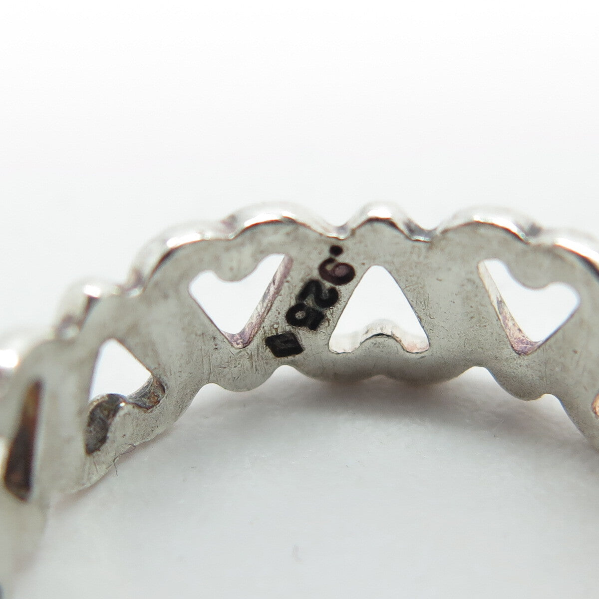 925 Sterling Silver Vintage All Around Heart Link Band Ring Size 5.75