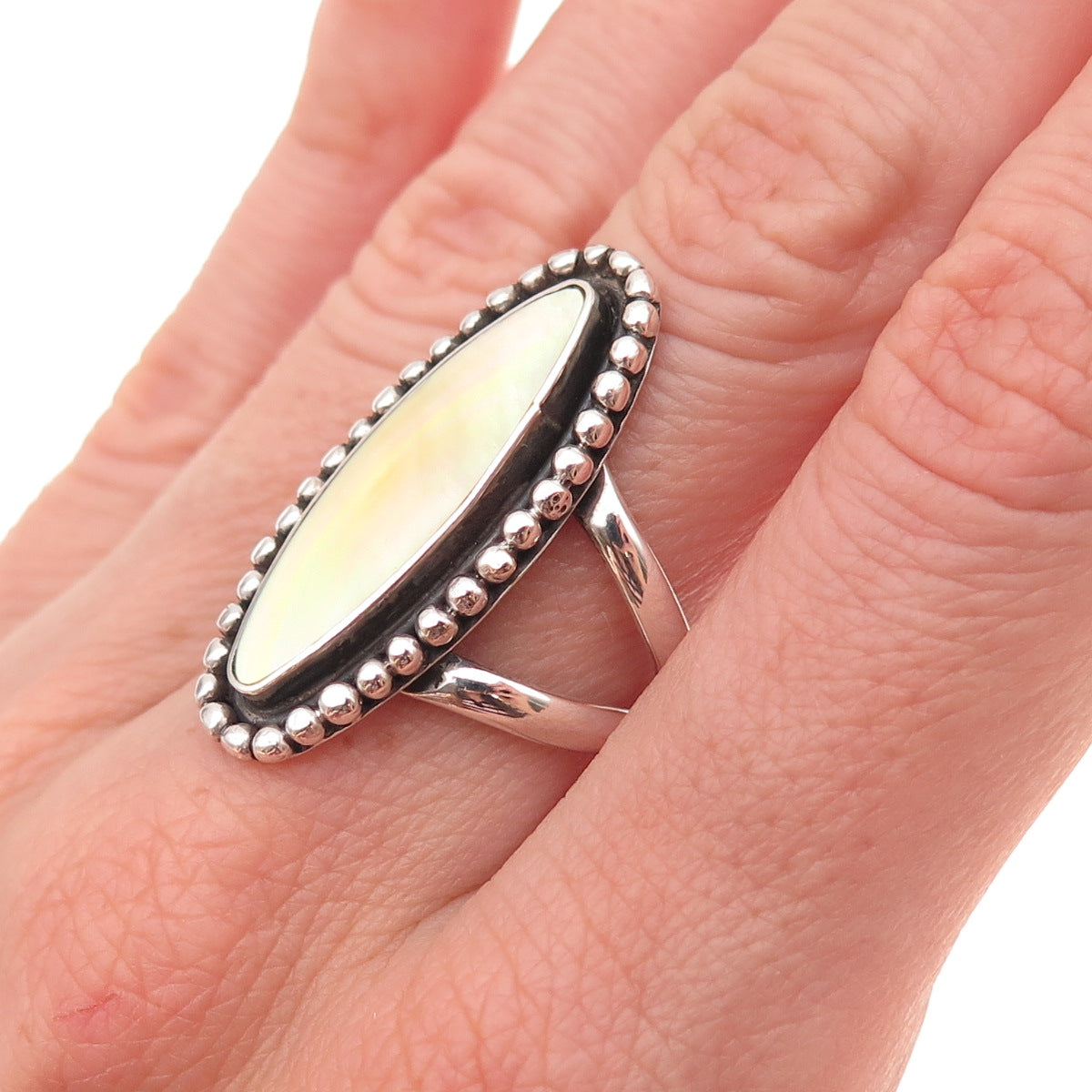950 Silver Vintage Real MOP Beaded Oxidized Ring Size 8
