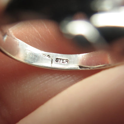 925 Sterling Silver Vintage Friendly Dolphin Ring Size 4.25