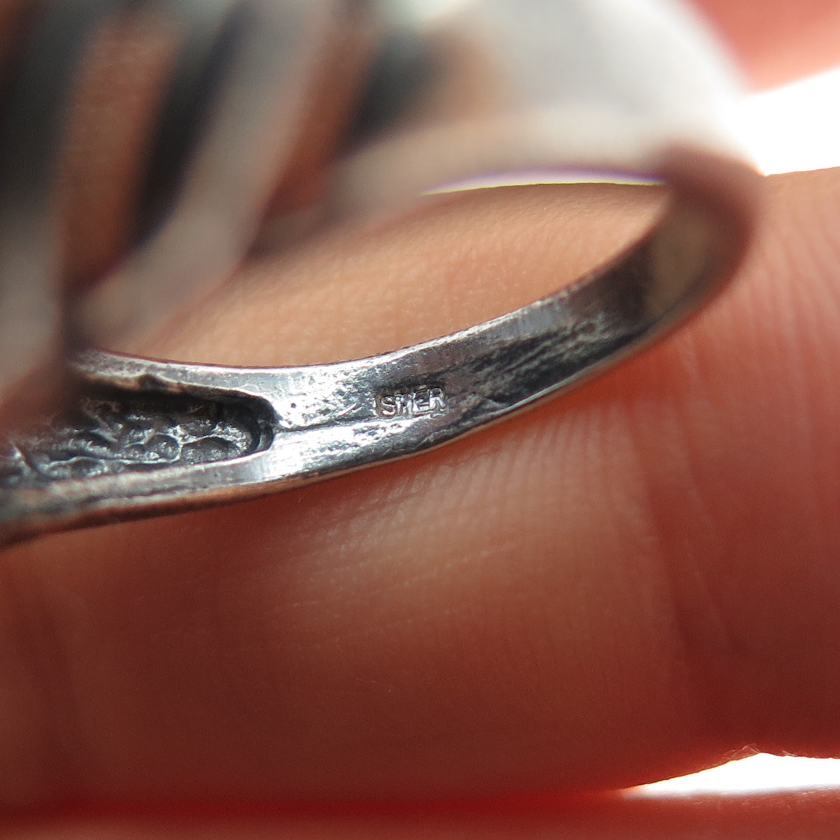 925 Sterling Silver Vintage Modernist Ribbed Oxidized Ring Size 6.25